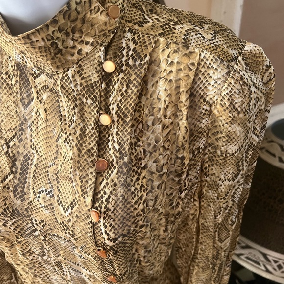 ADRIANNA PAPELL Snake Print Side Button down Closure, High Neck 100% Silk Blouse - Picture 4 of 12